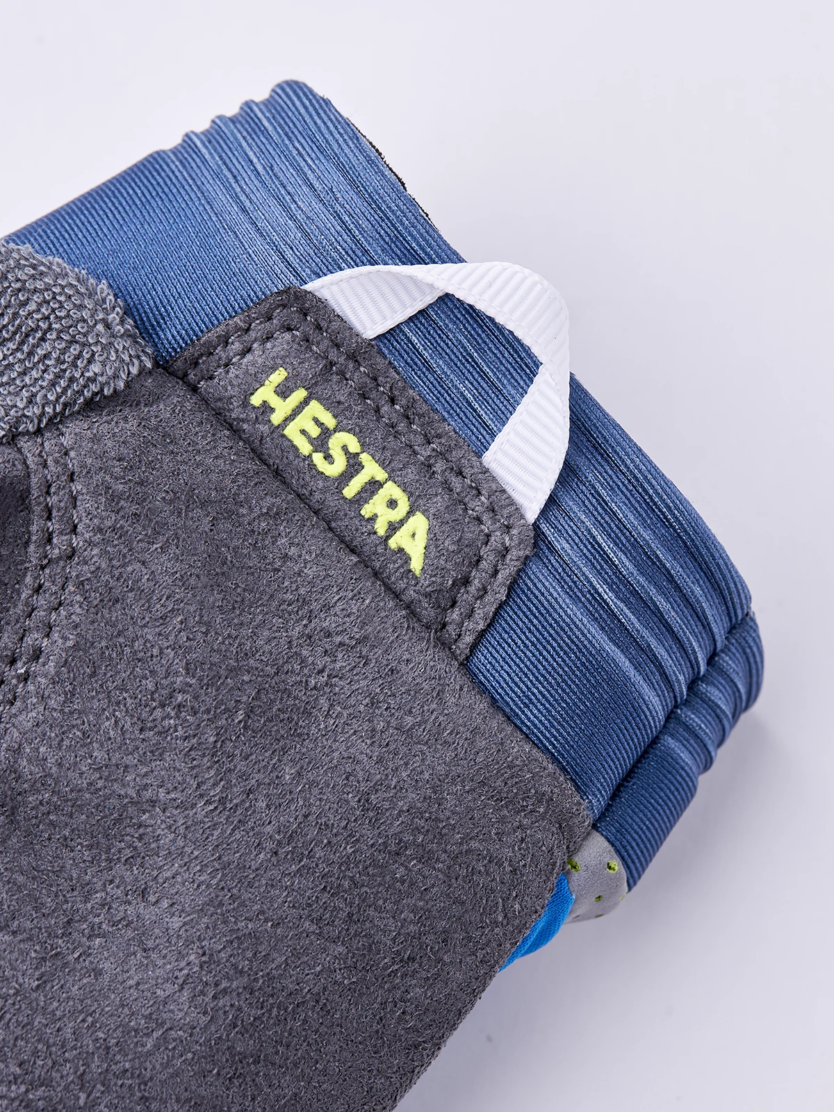 Hestra Apex Reflective Short 5-finger 5 Hestra Apex Reflective Short 5-finger - Image 3