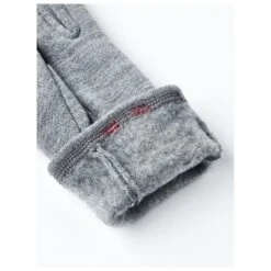 Hestra - Gravita Merino Liner 5 Finger - Gloves 13 Hestra - Gravita Merino Liner 5 Finger - Gloves -Hestra hestra gravita merino liner 5 finger gloves detail 6