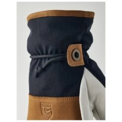 Hestra Women's Voss CZone Mitt - Gloves -Hestra hestra womens voss czone mitt gloves detail 5